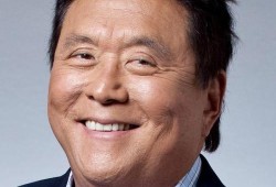 手游与端游的交融，玩家退游后的选择与挑战，游戏世界是否依旧畅游无阻？