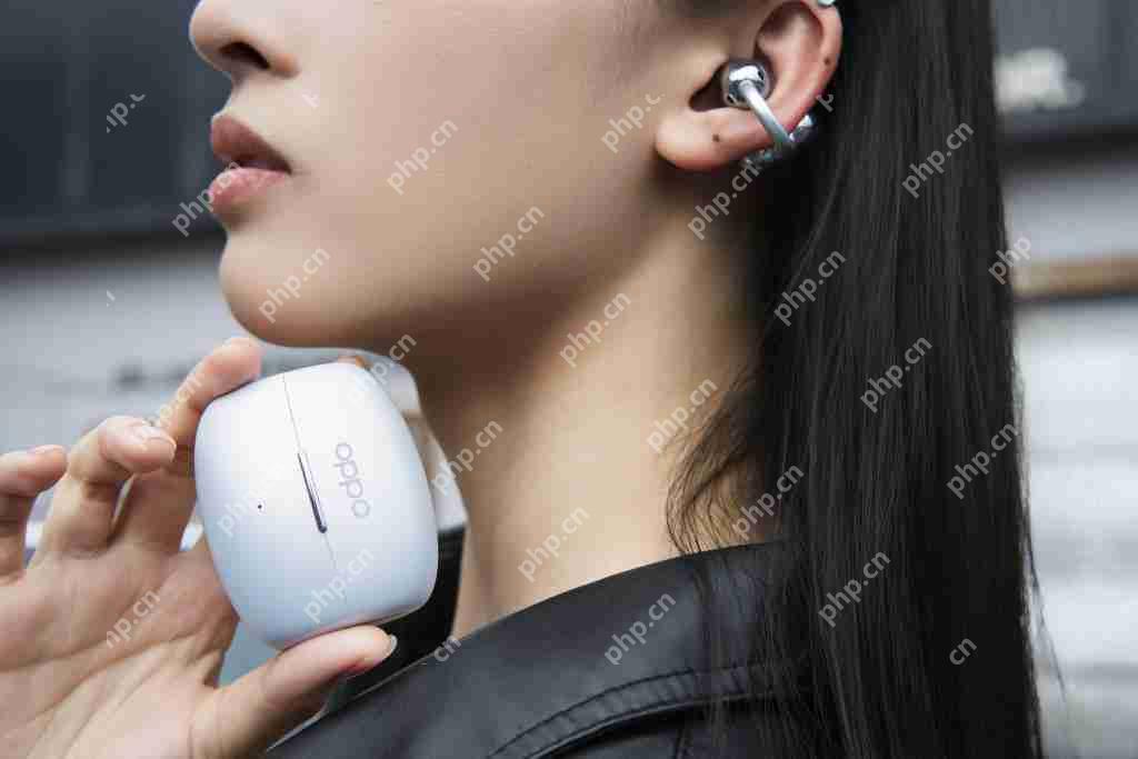 OPPO Enco Clip，珠光海之轻盈科技美学的耳畔赏析  第2张